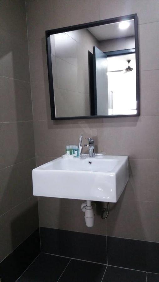A Suites - Atria Sofo Suites Petaling Jaya Luaran gambar
