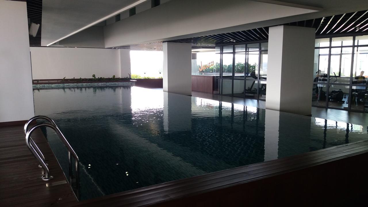 A Suites - Atria Sofo Suites Petaling Jaya Luaran gambar