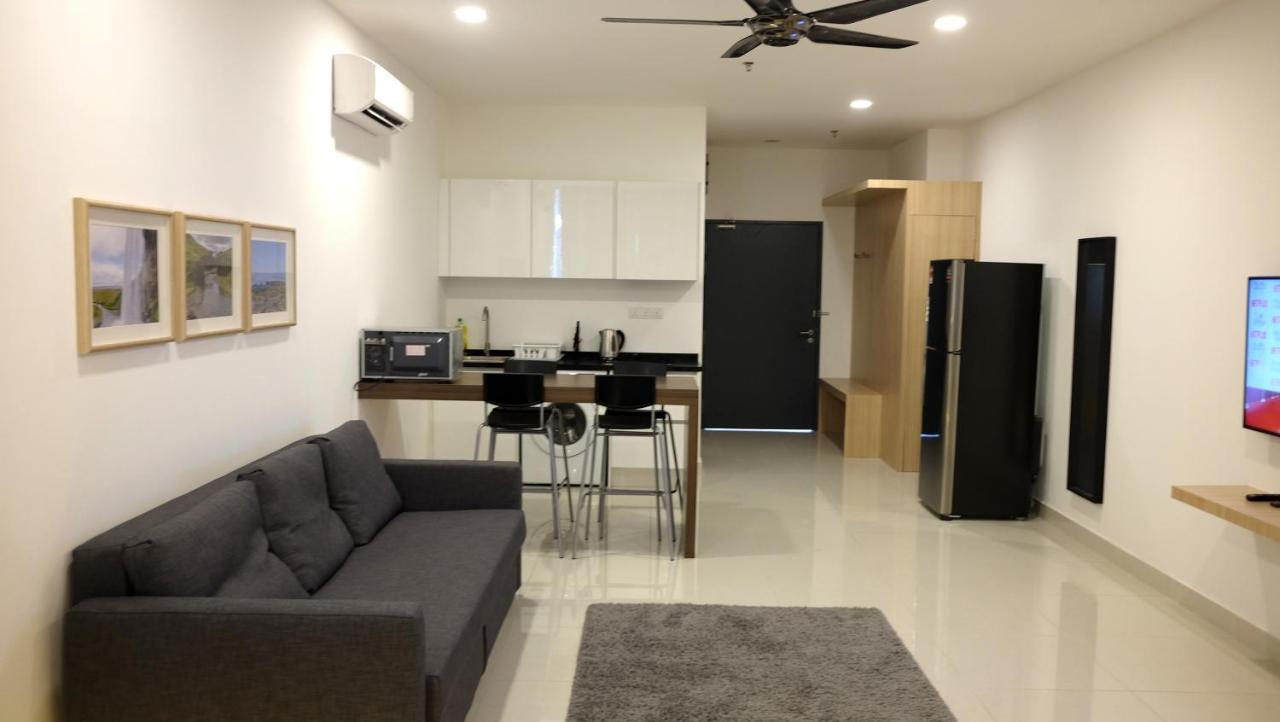 A Suites - Atria Sofo Suites Petaling Jaya Luaran gambar